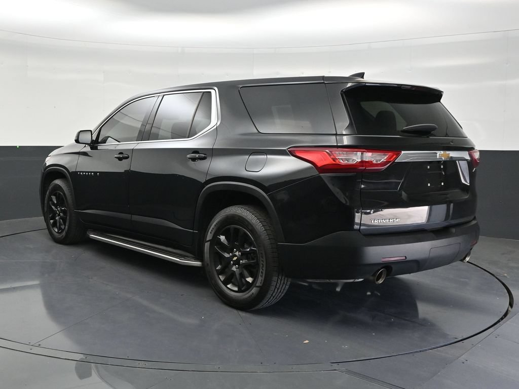 Used 2020 Chevrolet Traverse LS FWD image 3