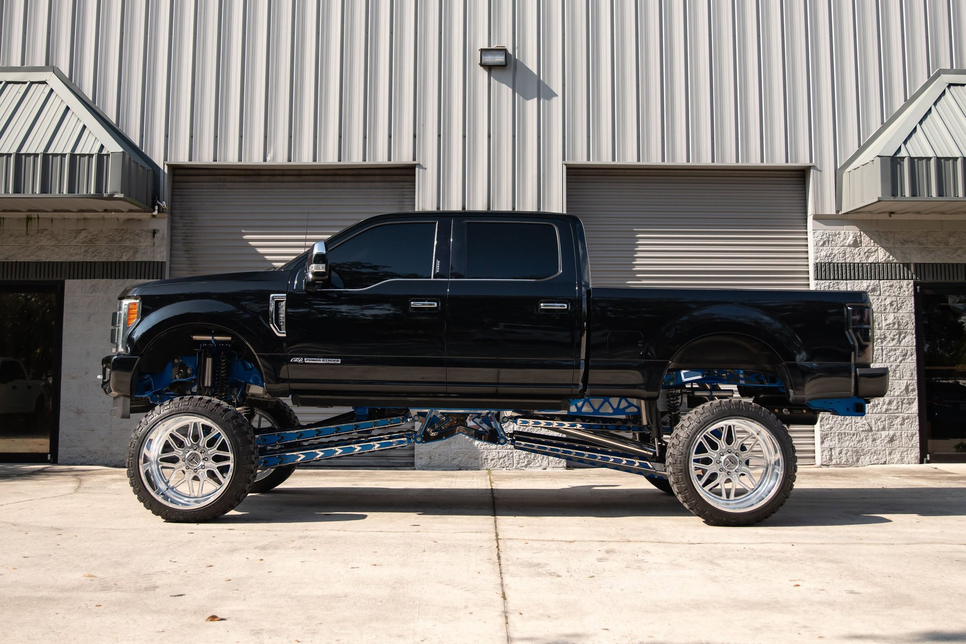 Used 2017 Ford F250 Platinum w/ Platinum Ultimate Package image 8