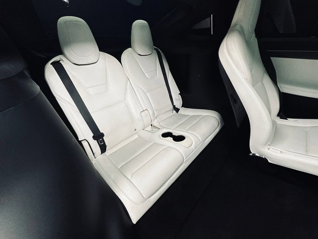 Used 2016 Tesla Model X 90D AWD/4WD image 21