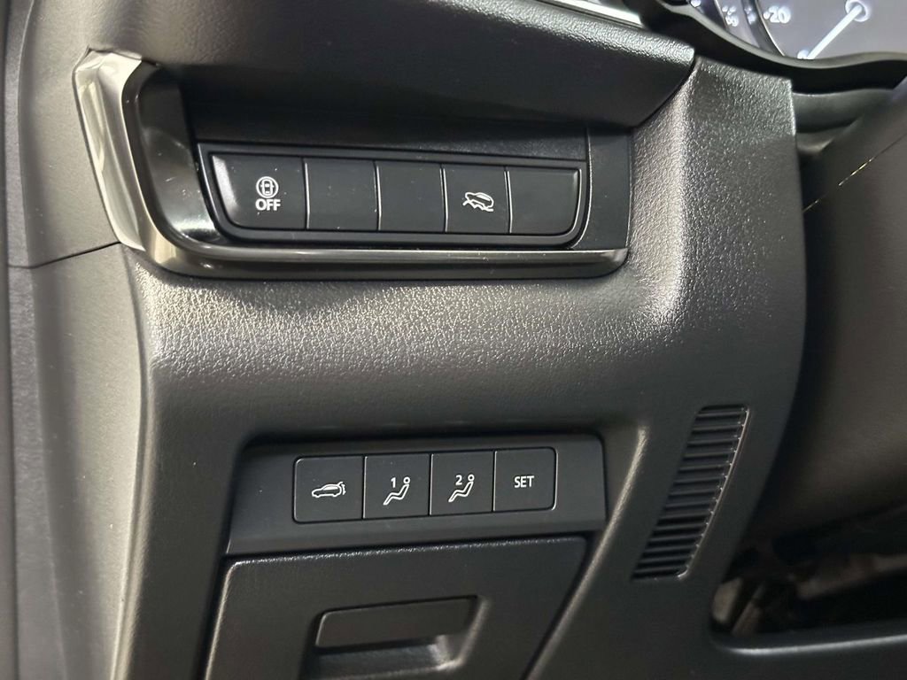 Used 2023 MAZDA CX-30 AWD 2.5 S w/ Premium Package image 27