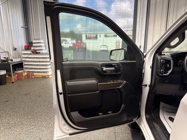 Used 2021 Chevrolet Silverado 1500 LT w/ Bed Protection Package image 7