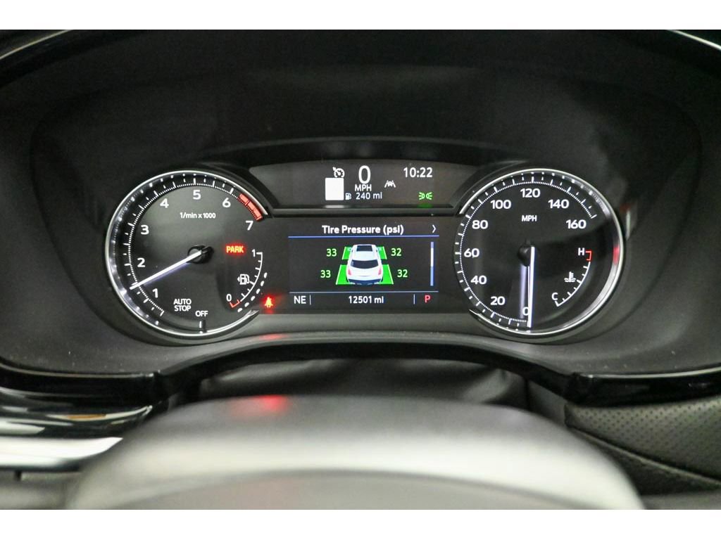 Used 2024 Cadillac XT5 Premium Luxury image 13