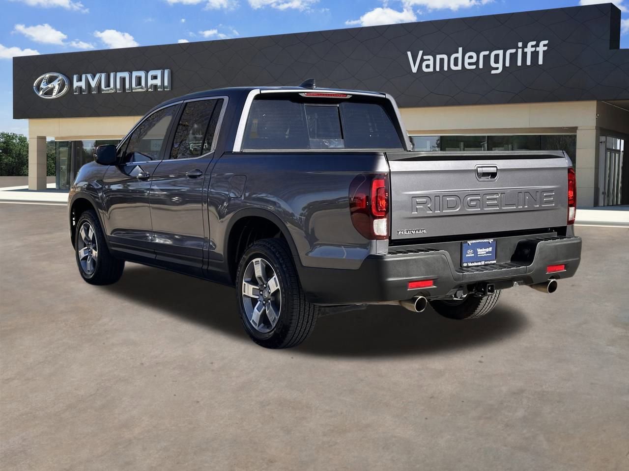 Used 2025 Honda Ridgeline RTL image 10