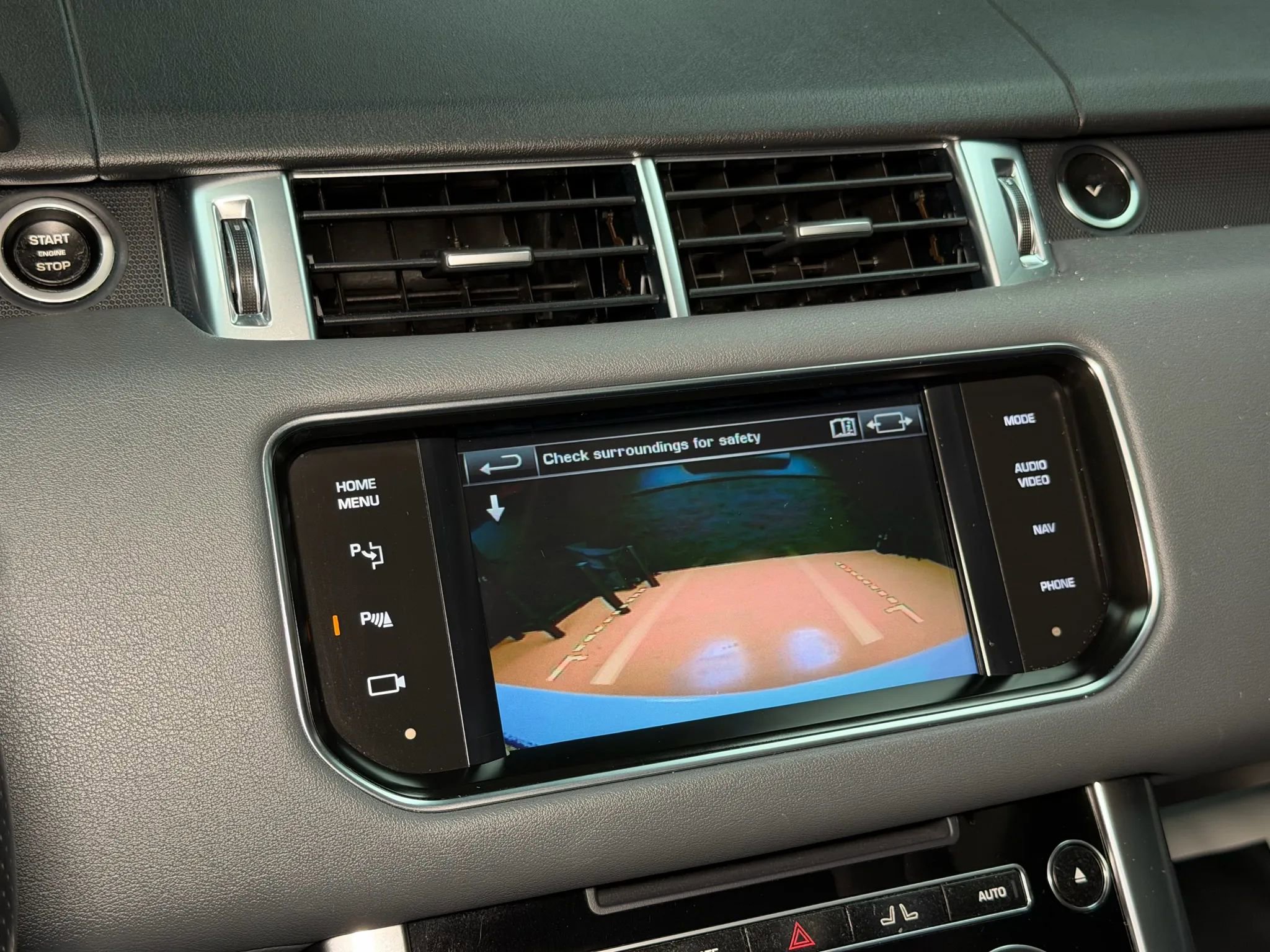 Used 2014 Land Rover Range Rover Sport Supercharged image 48