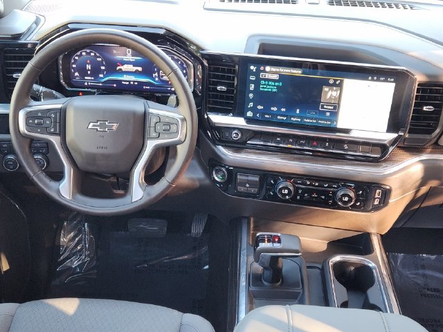 Used 2025 Chevrolet Silverado 1500 LT Trail Boss w/ Convenience Package II AWD/4WD image 26
