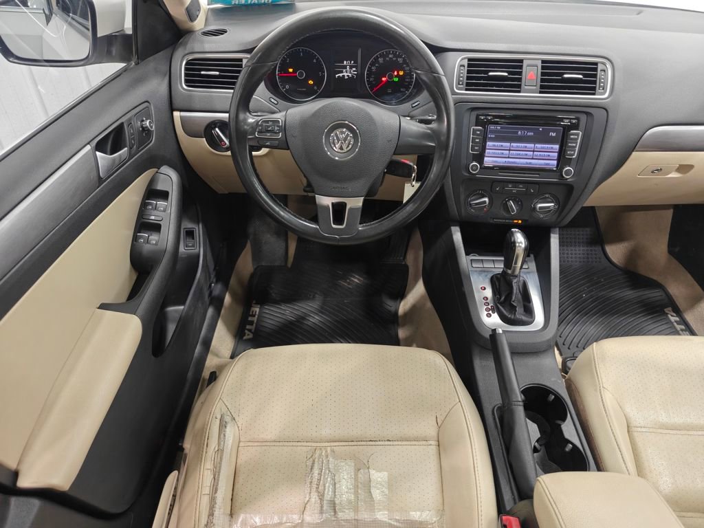 Used 2013 Volkswagen Jetta TDI image 4