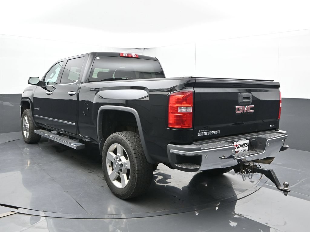 Used 2016 GMC Sierra 2500 SLT w/ Suspension Package, Off-Road AWD/4WD image 10