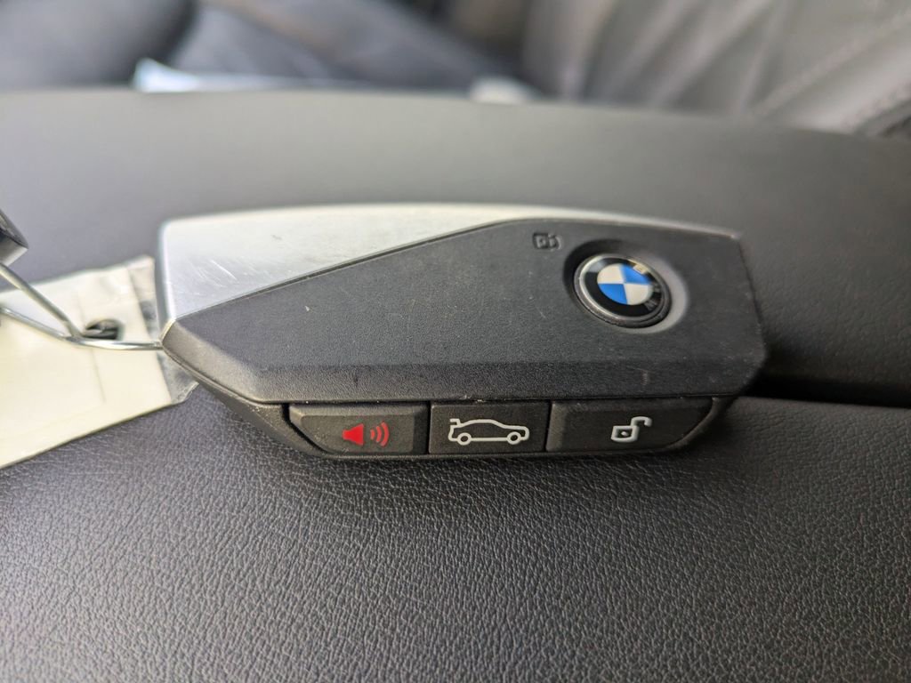 Used 2026 BMW X5 xDrive40i image 32