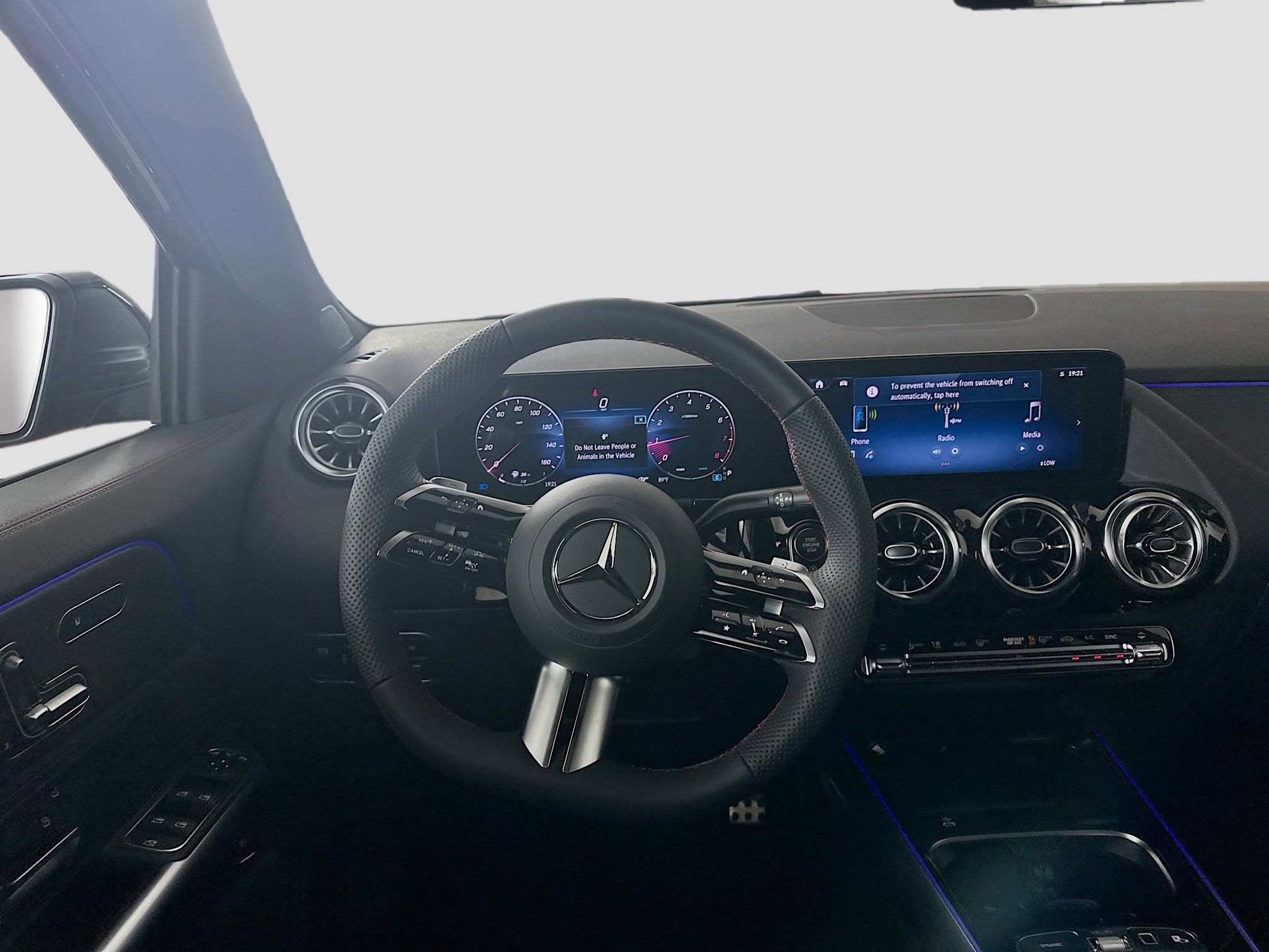 Certified 2026 Mercedes-Benz GLA 250 4MATIC image 29