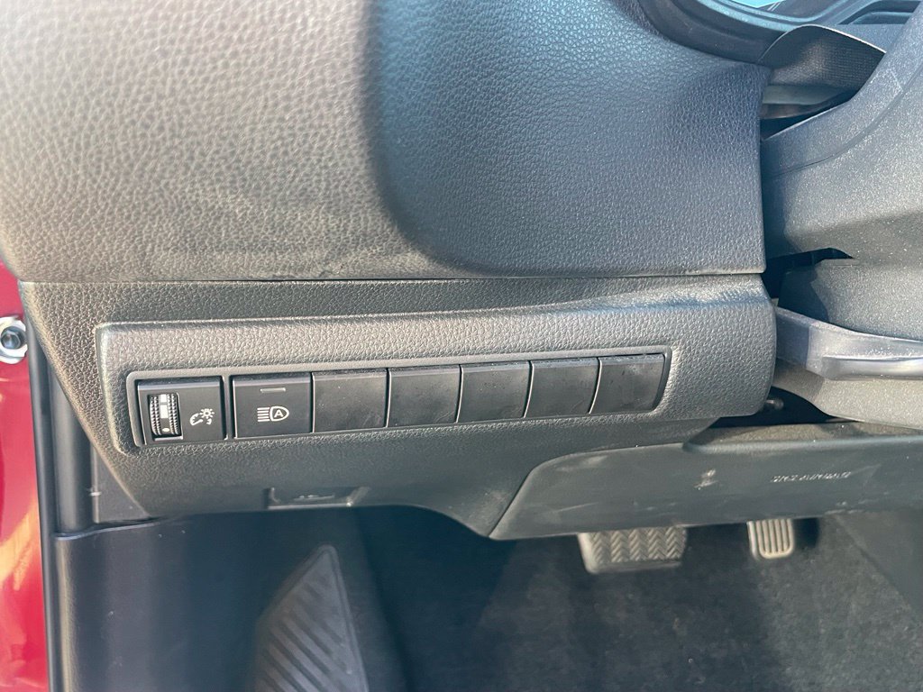 Used 2024 Toyota Corolla SE FWD image 11