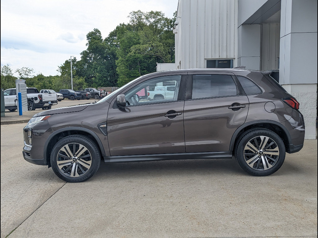 Used 2020 Mitsubishi Outlander Sport ES FWD image 9