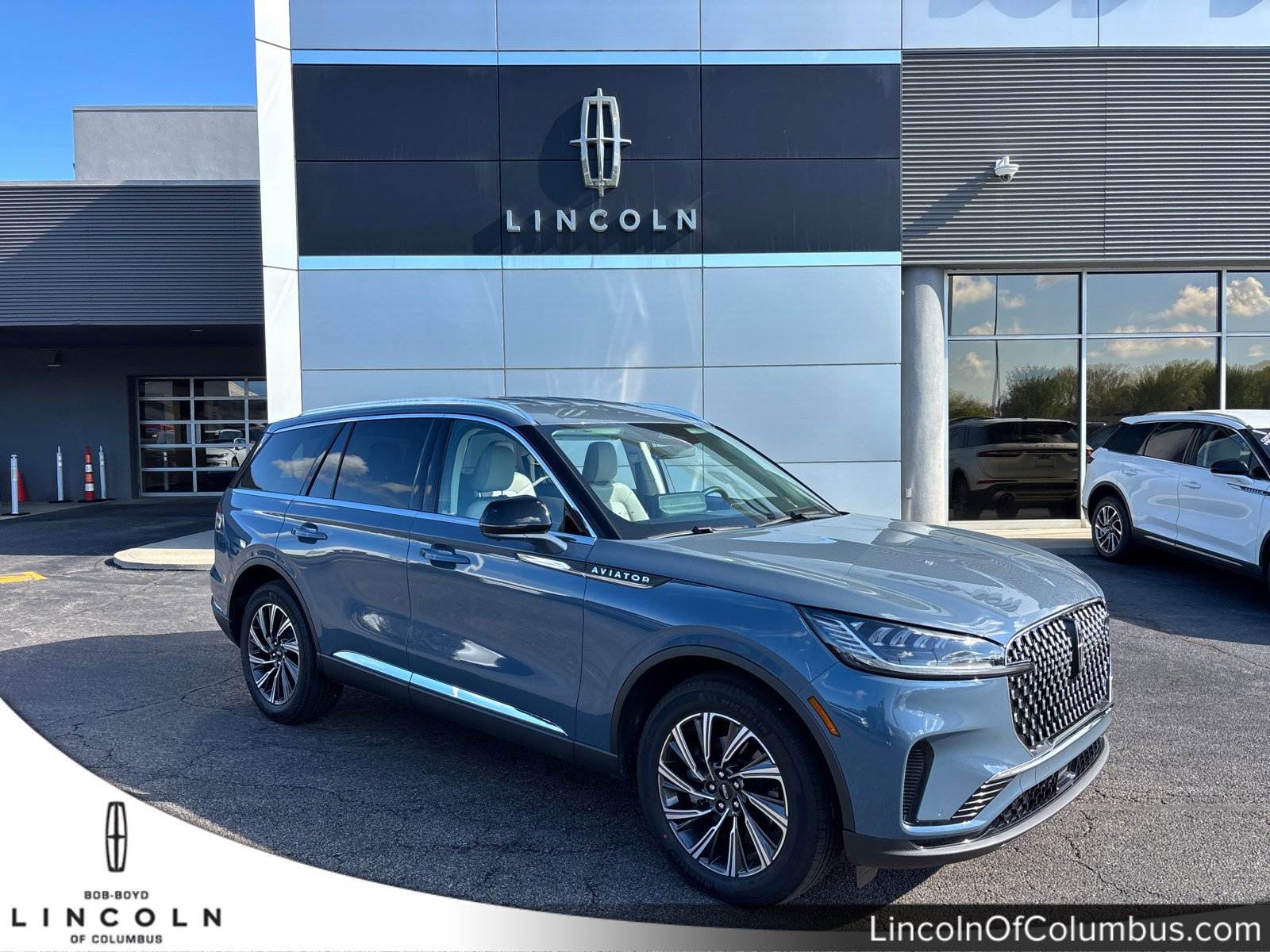 New 2026 Lincoln Aviator AWD