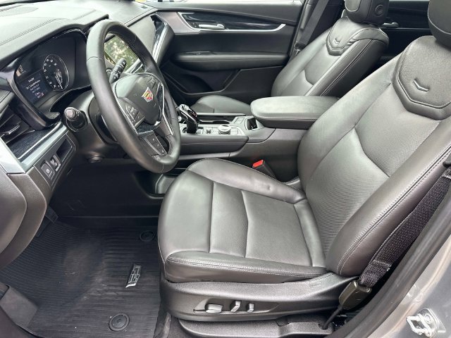 Certified 2025 Cadillac XT5 Premium Luxury w/ LPO, Floor Liner Package AWD/4WD image 22