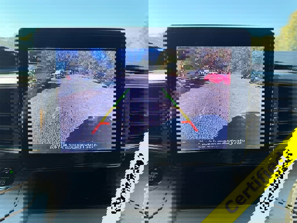 Used 2020 Ford Explorer XLT w/ Equipment Group 202A image 32