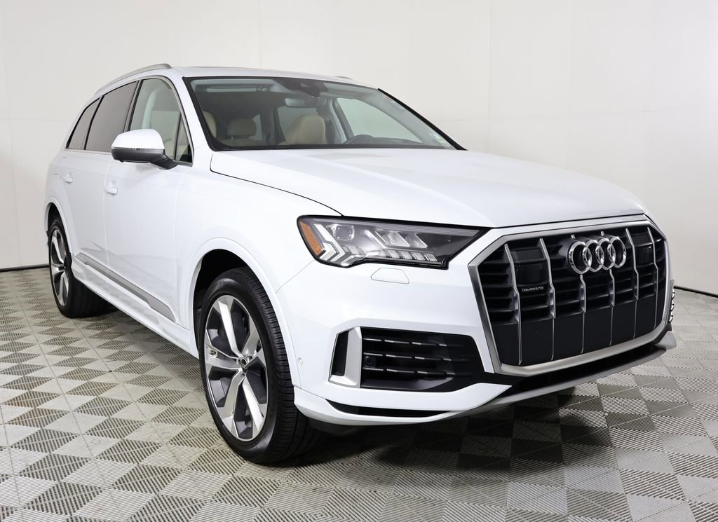 Used 2023 Audi Q7 3.0T Prestige image 3