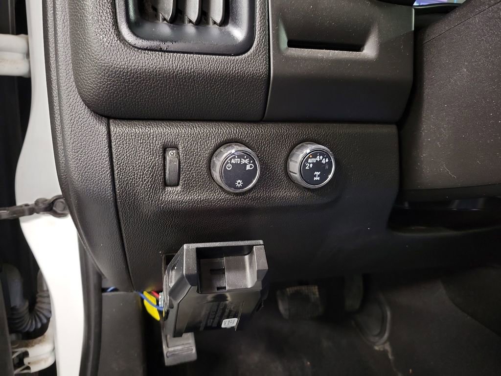 Used 2019 Chevrolet Colorado LT image 21