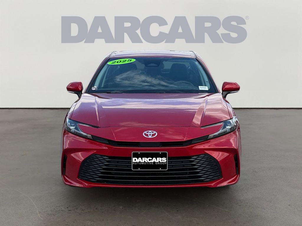 Used 2025 Toyota Camry LE FWD image 2