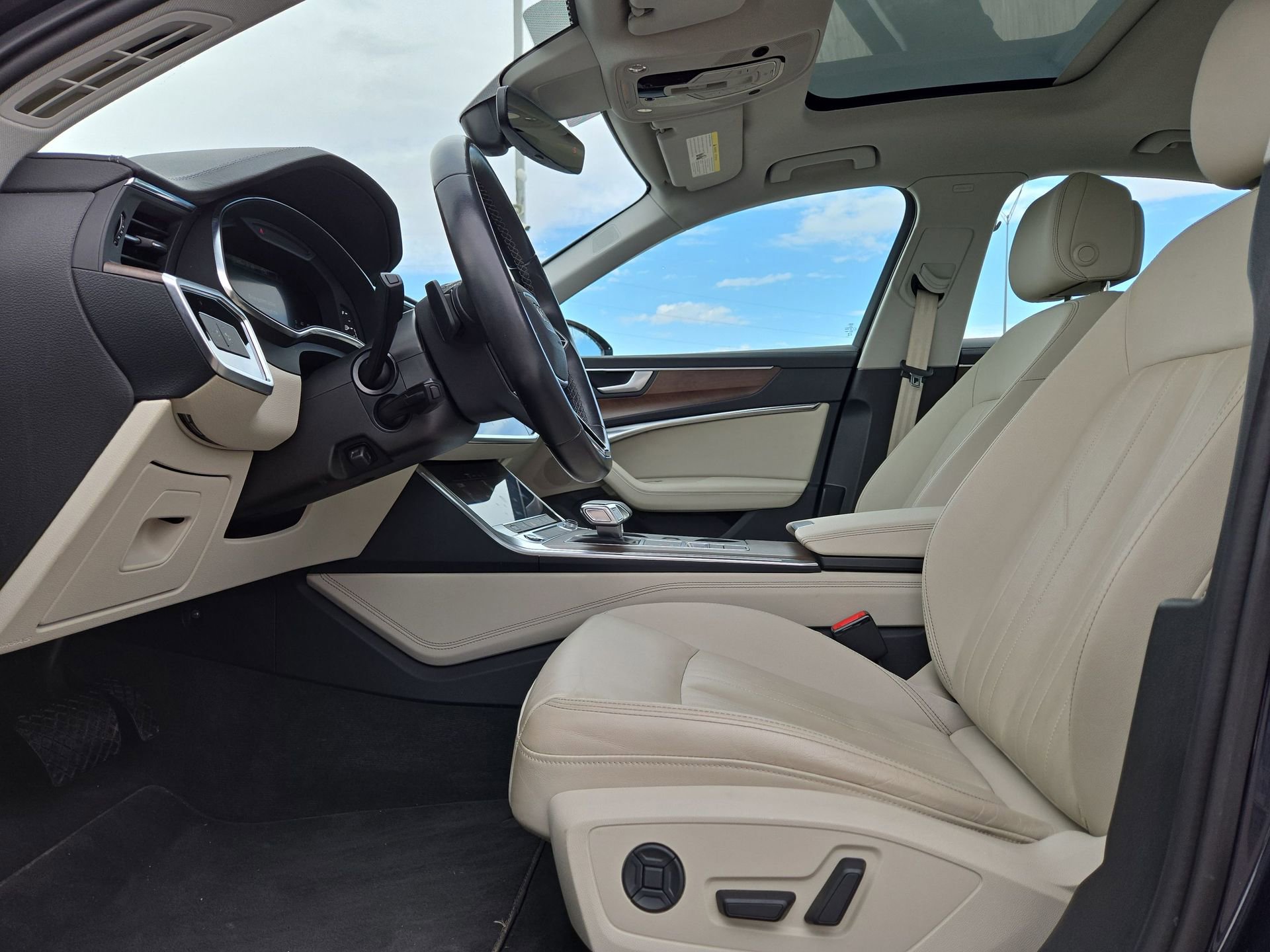 Used 2024 Audi A6 Premium Plus image 16