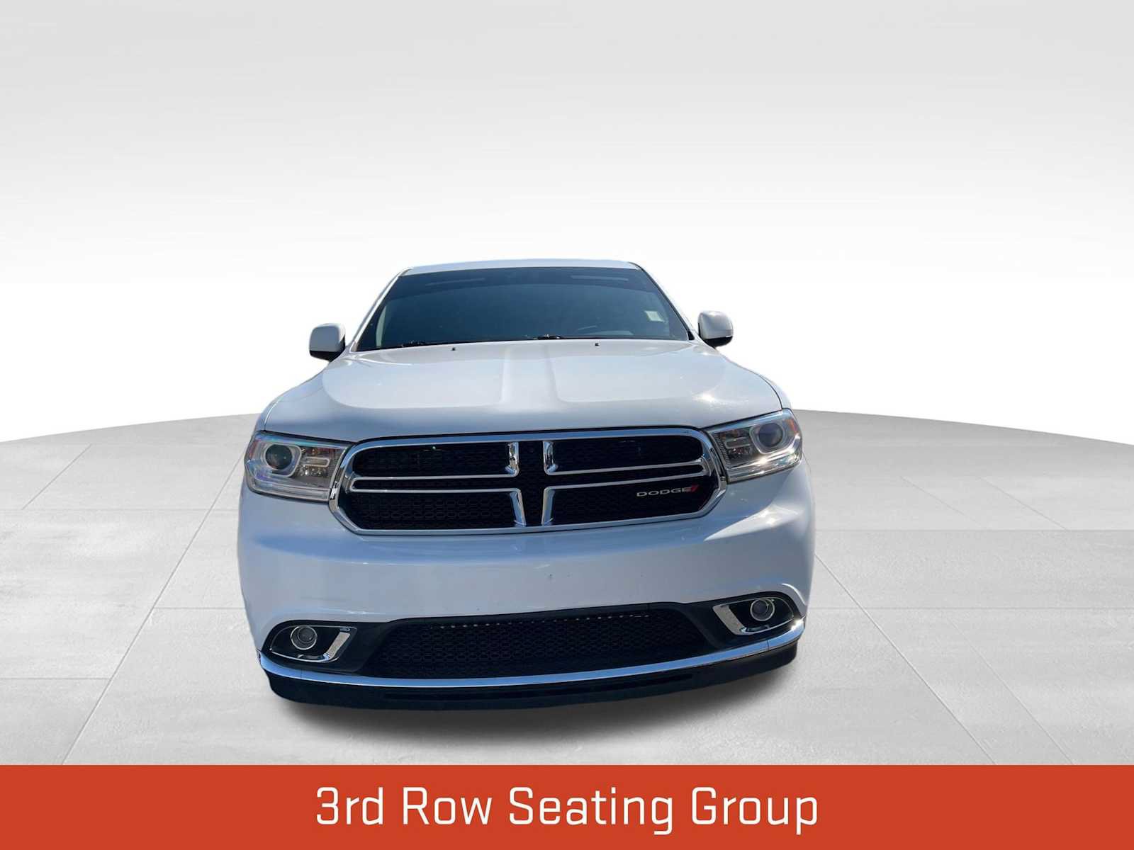 Used 2019 Dodge Durango SXT w/ 3rd Row Seating Group AWD/4WD image 2