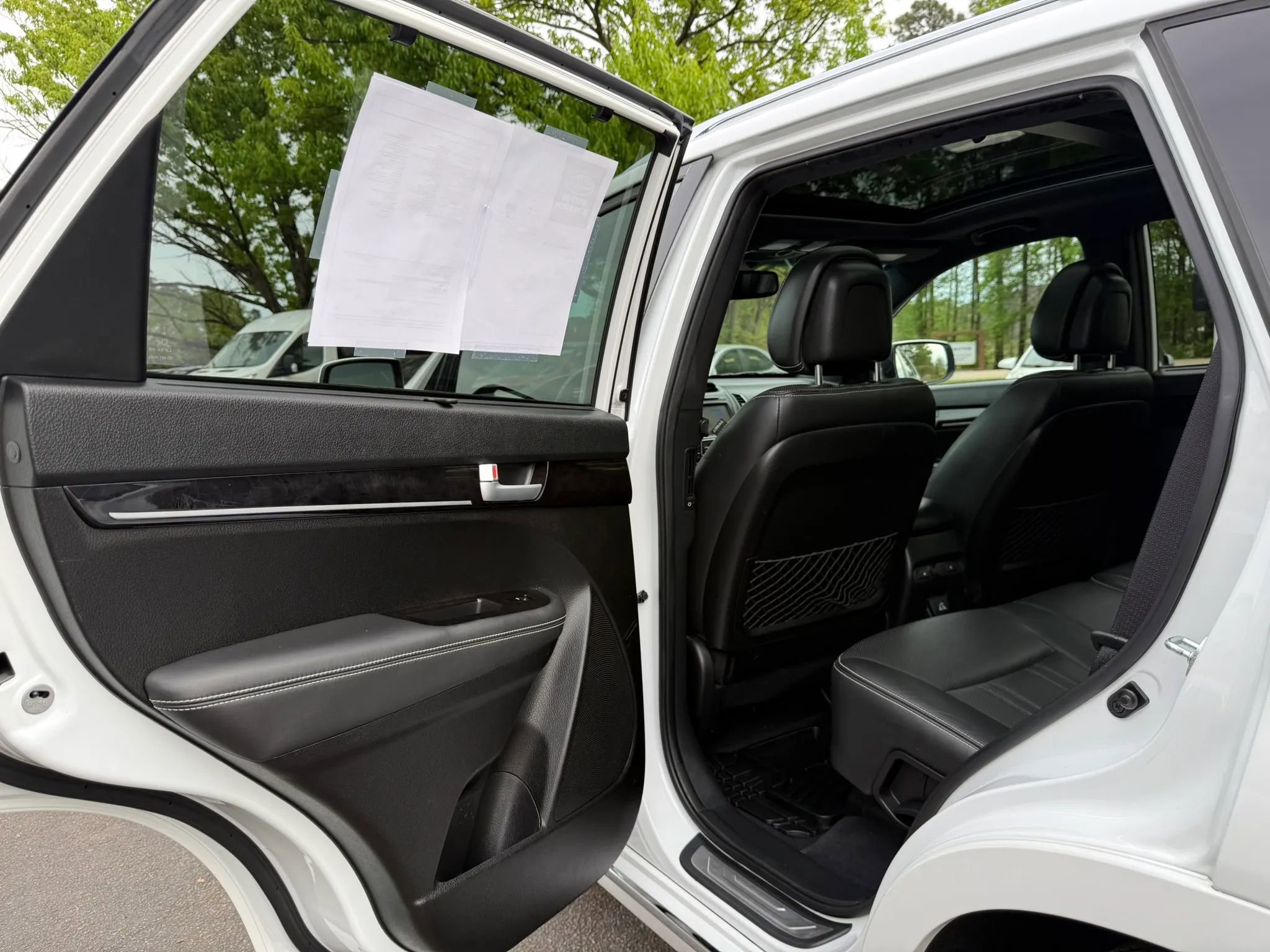 Used 2015 Kia Sorento SX image 31