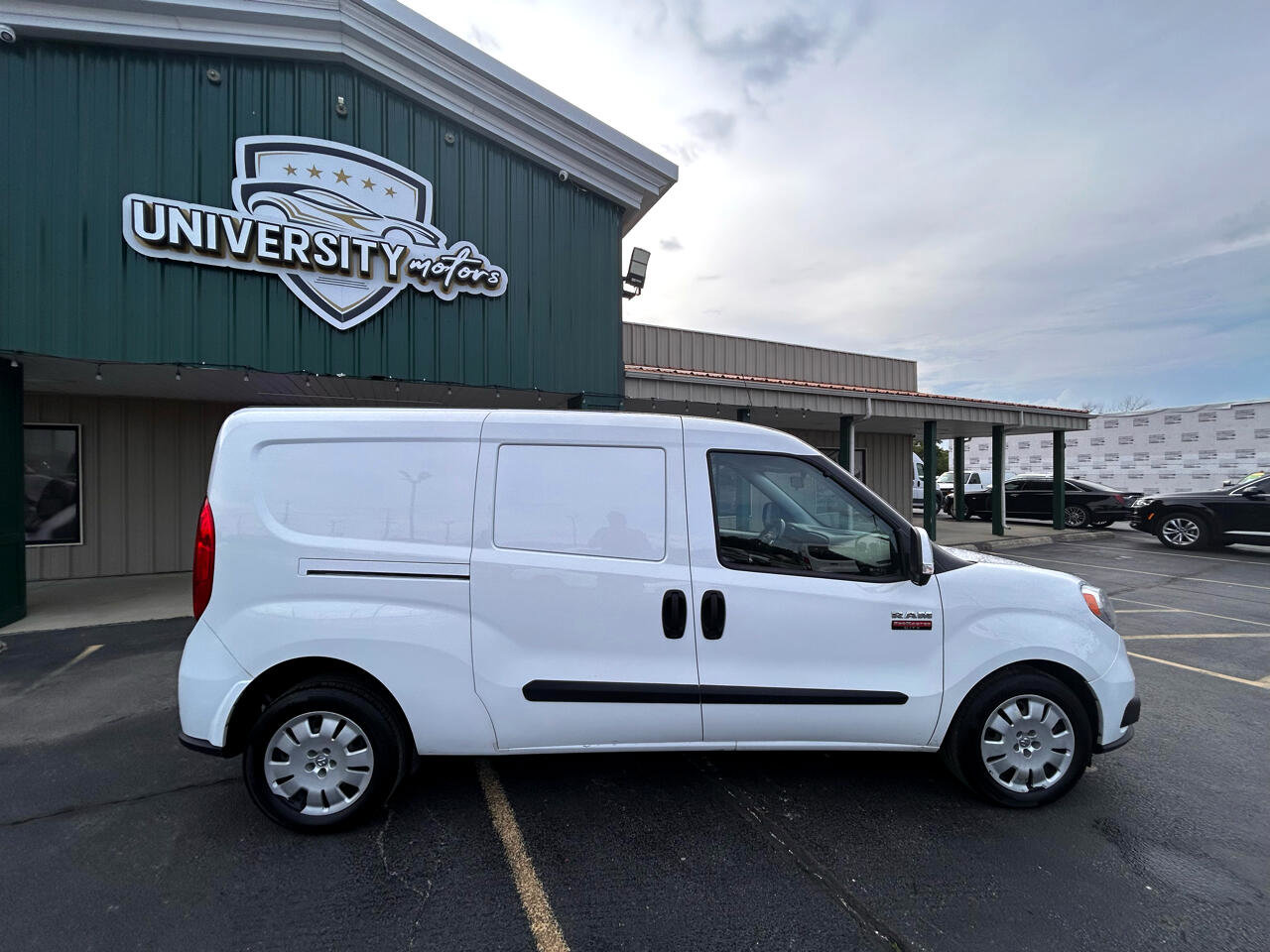 Used 2021 RAM ProMaster City Tradesman SLT image 2