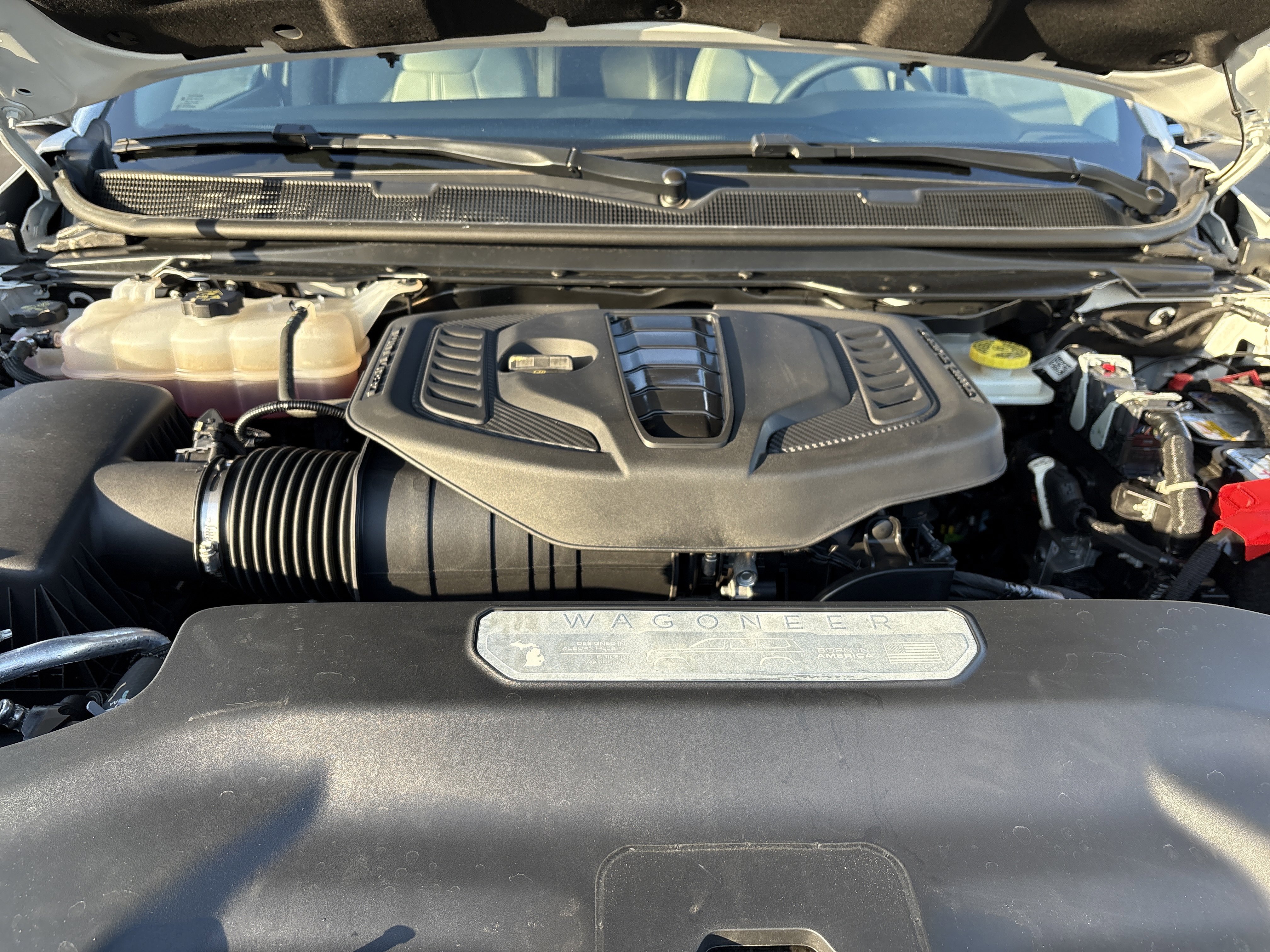 Used 2024 Jeep Wagoneer 2WD w/ Premium Group I image 37