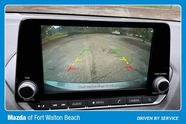 Used 2024 Nissan Sentra SV FWD image 13