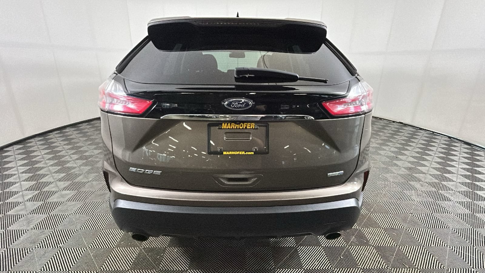 Used 2019 Ford Edge SE AWD/4WD image 4