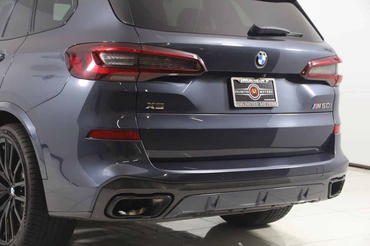 Used 2022 BMW X5 M50i w/ Executive Package AWD/4WD image 25