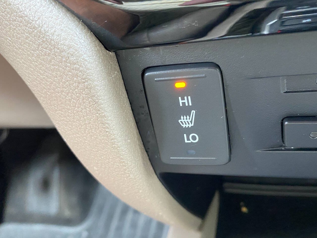 Used 2016 Honda Pilot Touring image 35