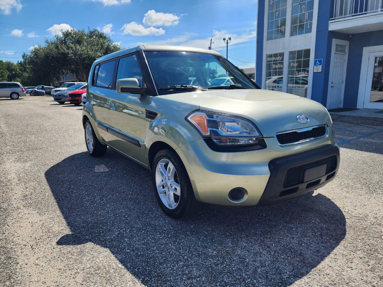 Used 2010 Kia Soul + image 7