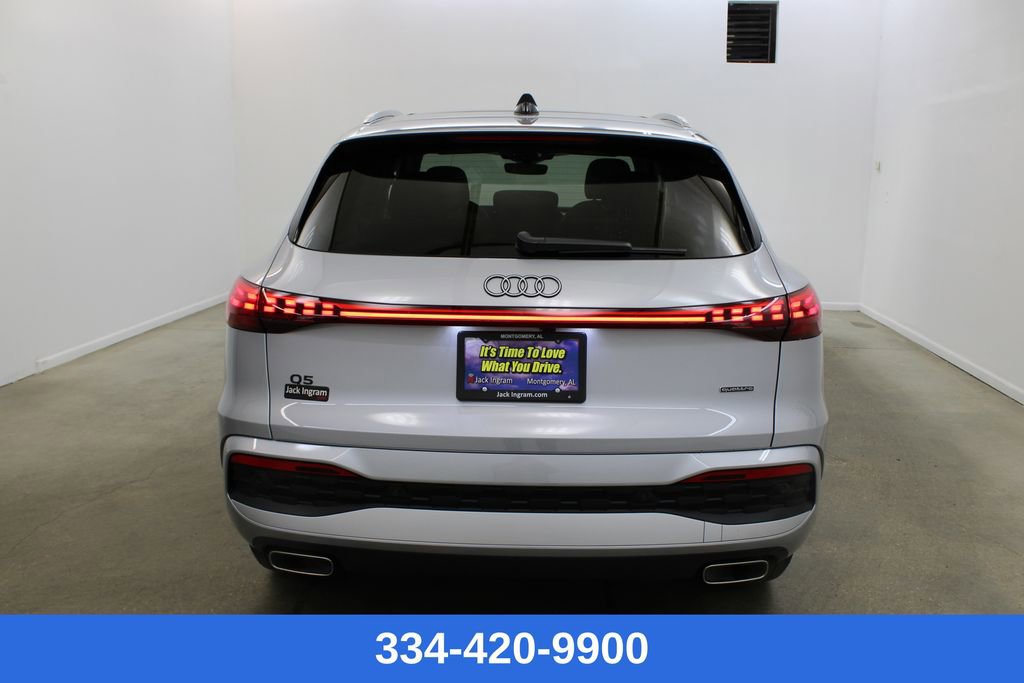 New 2025 Audi Q5 Premium image 3