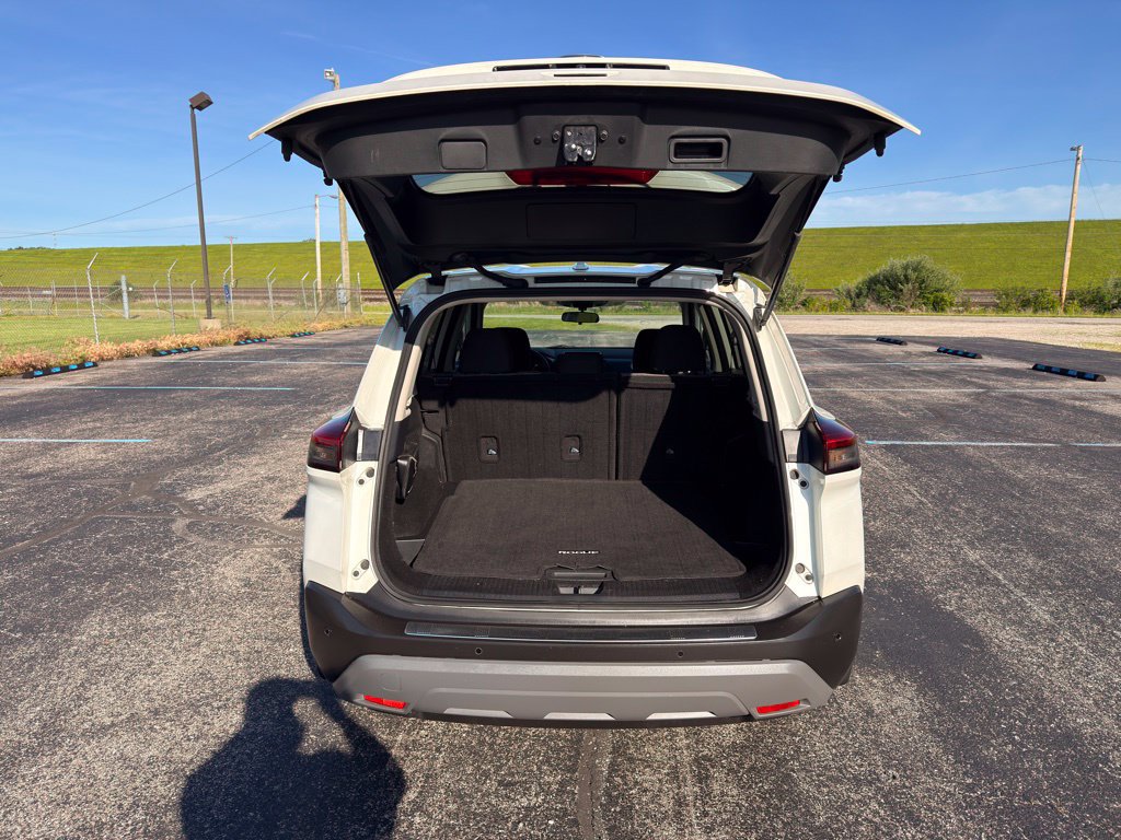 Used 2021 Nissan Rogue SV AWD/4WD image 30