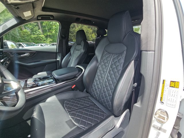 Used 2024 Audi SQ7 Prestige AWD/4WD image 13