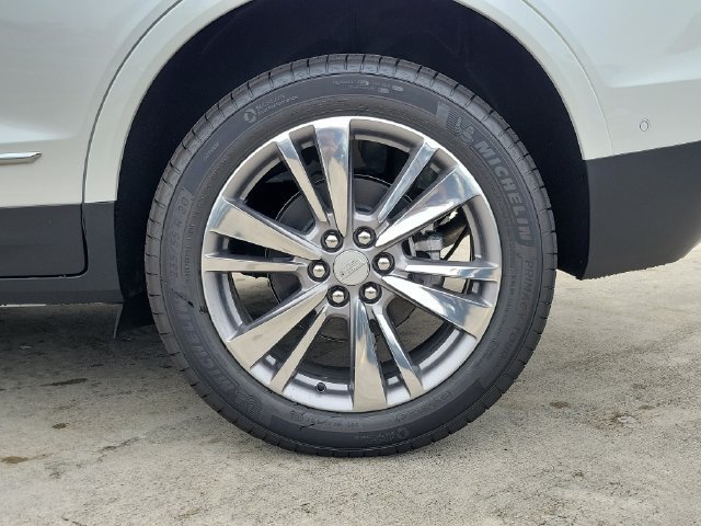 New 2026 Cadillac XT5 Premium Luxury w/ Driver Assist Package FWD image 5