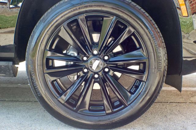Used 2025 Cadillac Escalade Sport w/ Touring Package AWD/4WD image 59
