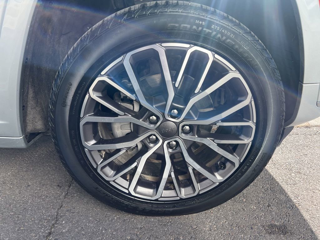 Used 2024 Jeep Grand Cherokee L Summit AWD/4WD image 12