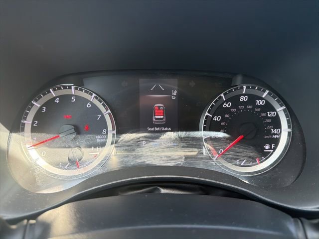 Used 2022 Toyota Highlander LE image 22