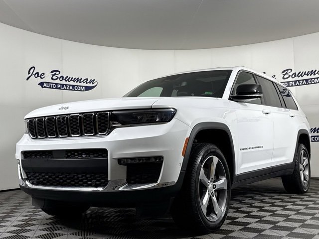 Used 2024 Jeep Grand Cherokee L Limited w/ Luxury Tech Group II image 3