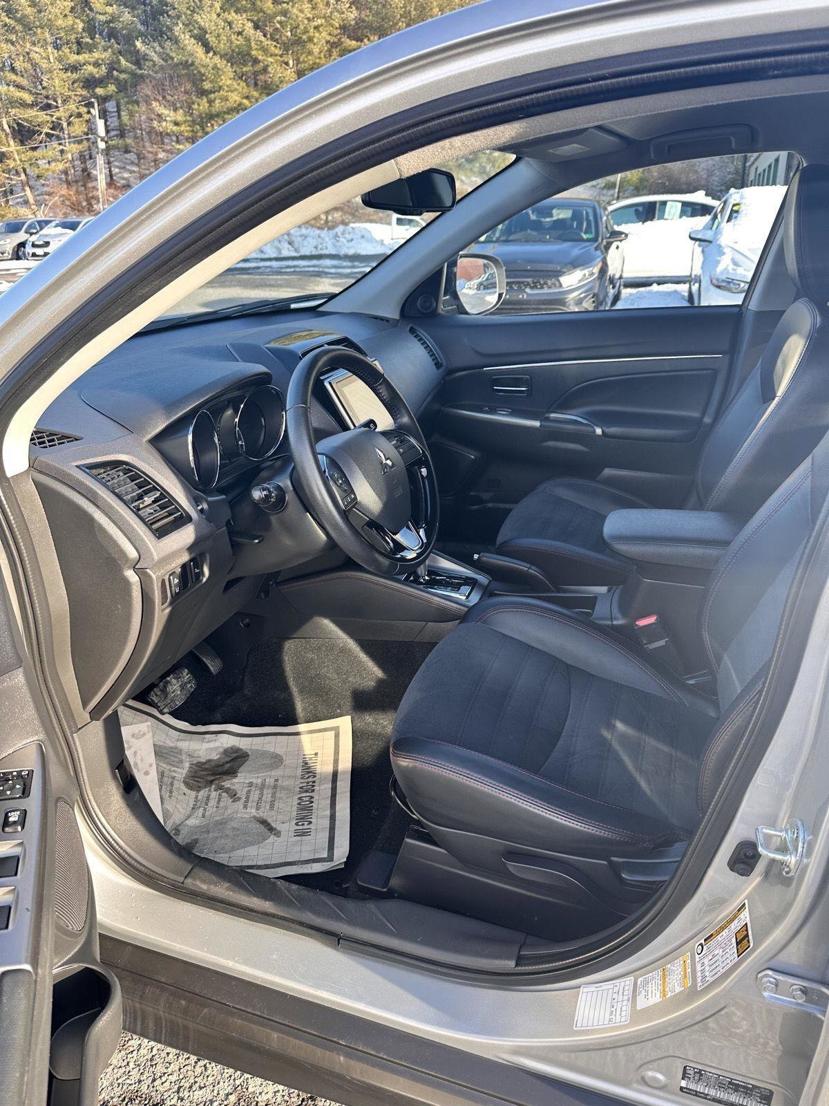 Used 2024 Mitsubishi Outlander Sport AWD image 9