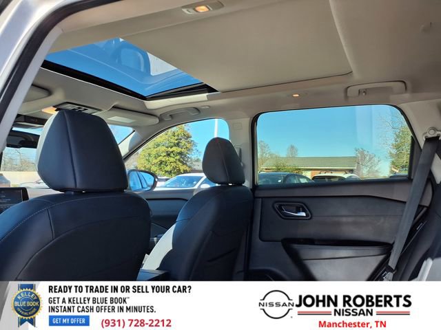 Used 2023 Nissan Rogue SL image 10