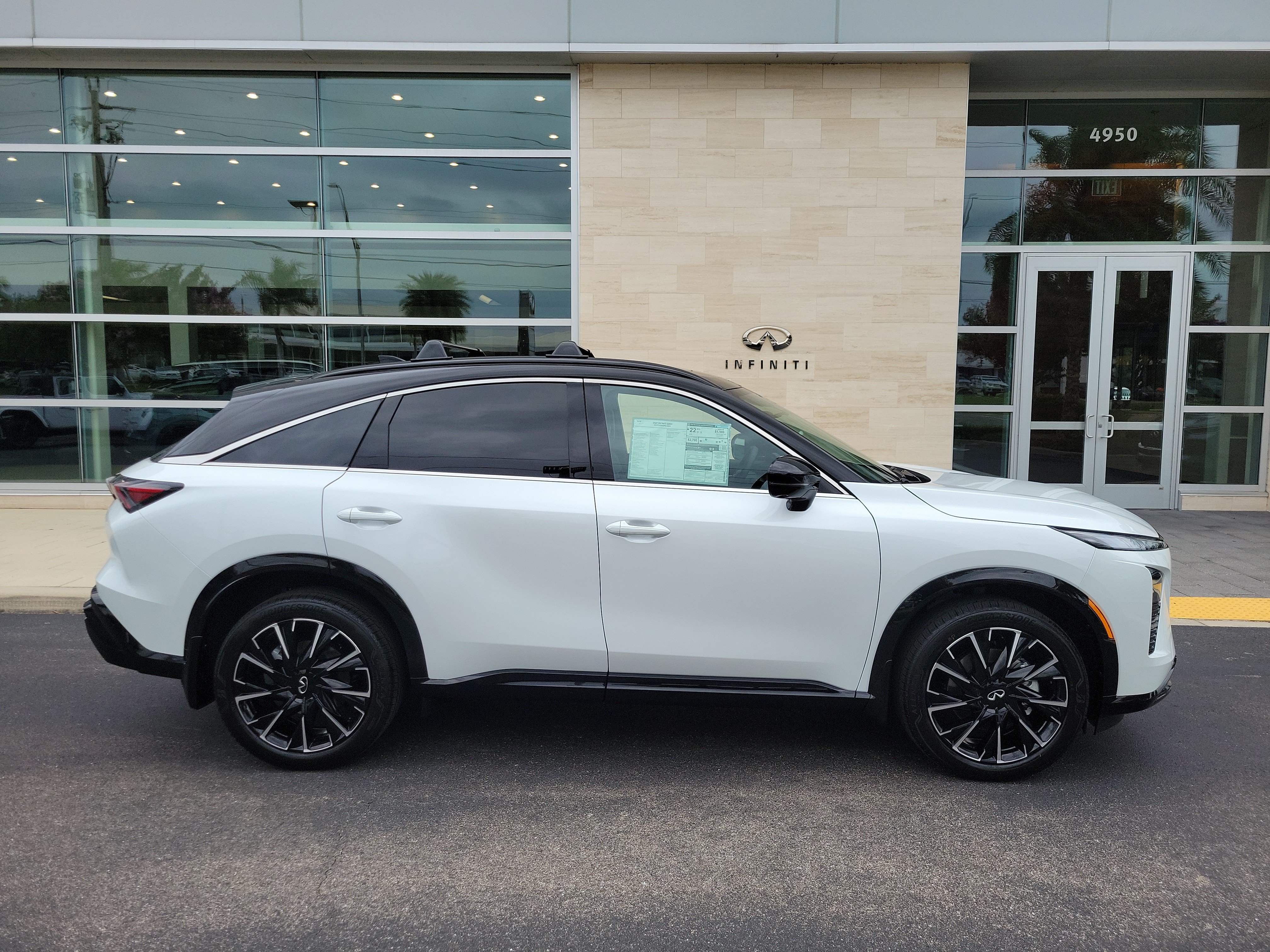 New 2027 INFINITI QX65 Autograph AWD/4WD image 3