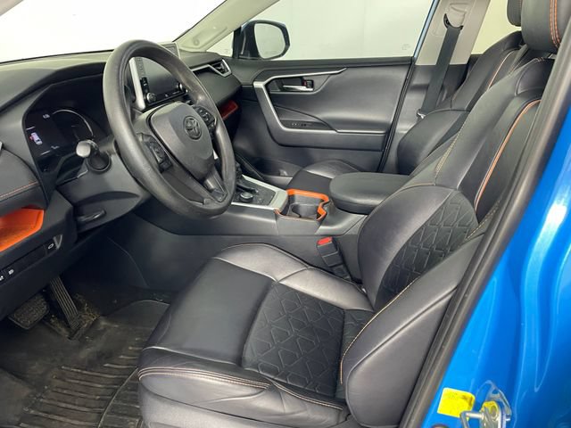 Used 2019 Toyota RAV4 Adventure AWD/4WD image 2
