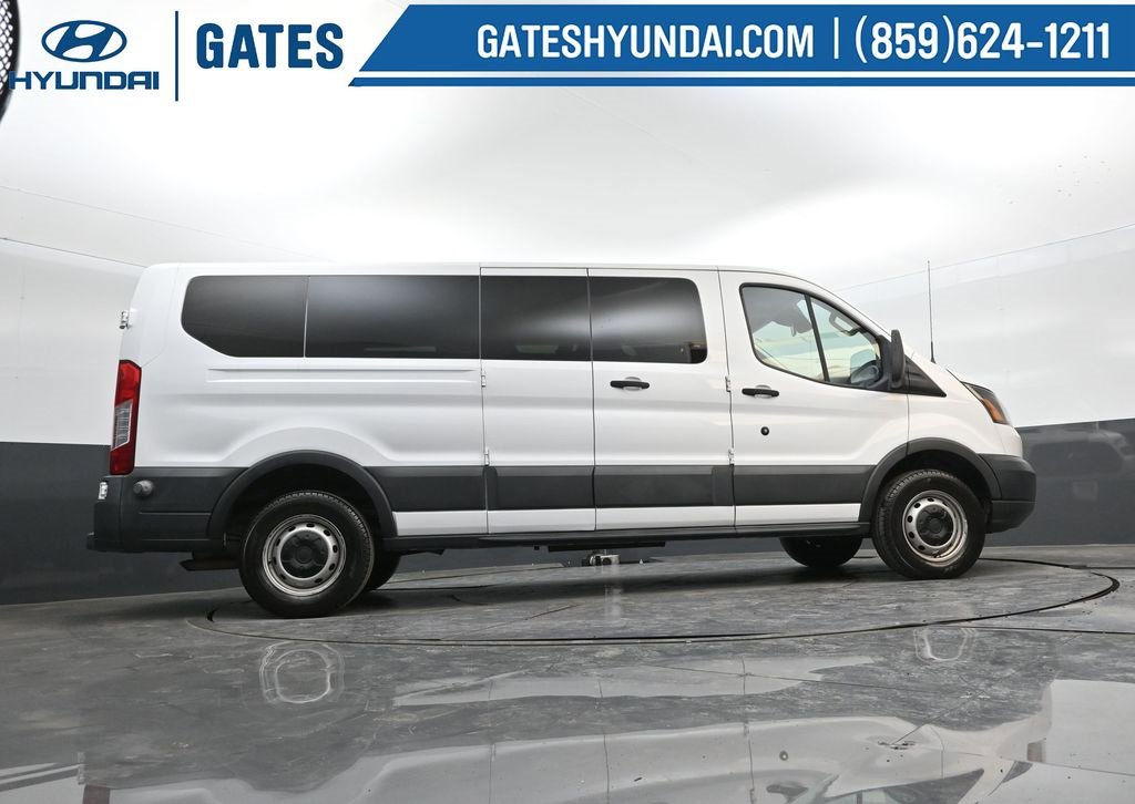Used 2016 Ford Transit 350 XL image 34