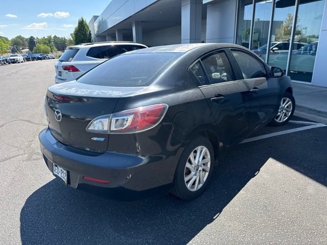 Used 2013 MAZDA MAZDA3 i Touring w/ Preferred Equipment Pkg FWD image 3