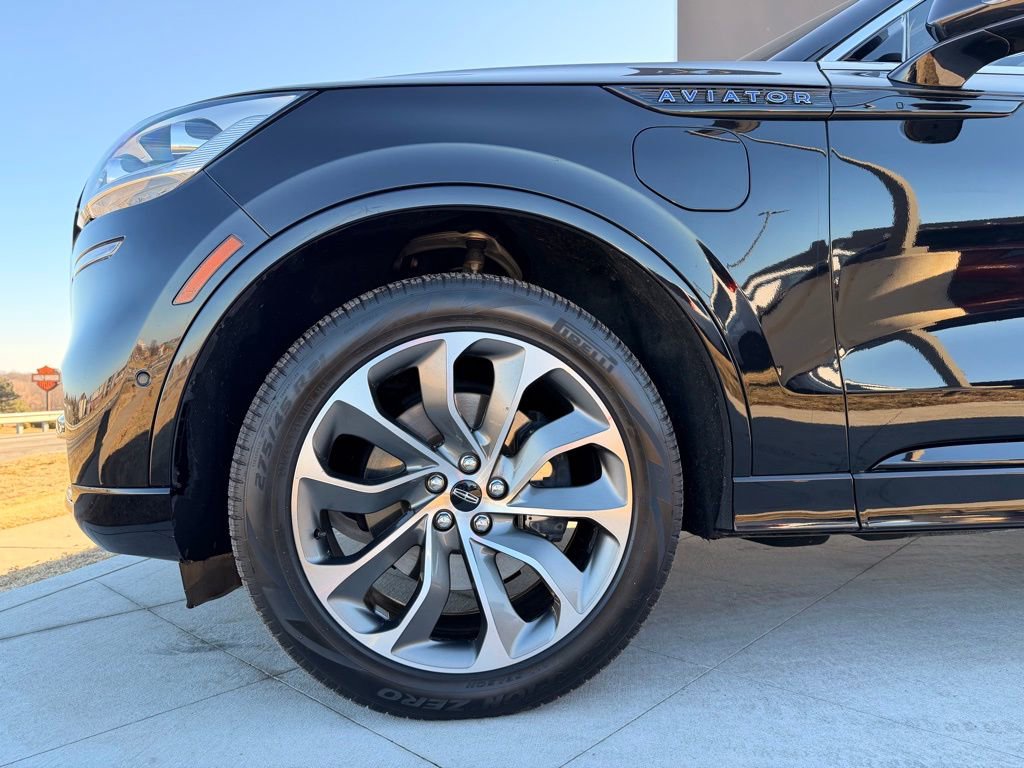 Used 2023 Lincoln Aviator Grand Touring w/ Equipment Group 301A image 9
