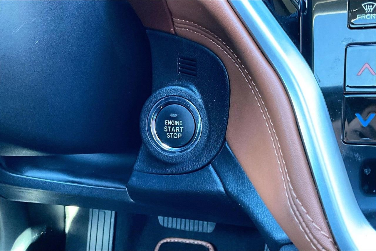 Used 2020 Subaru Legacy Touring XT w/ Popular Package #3 image 28