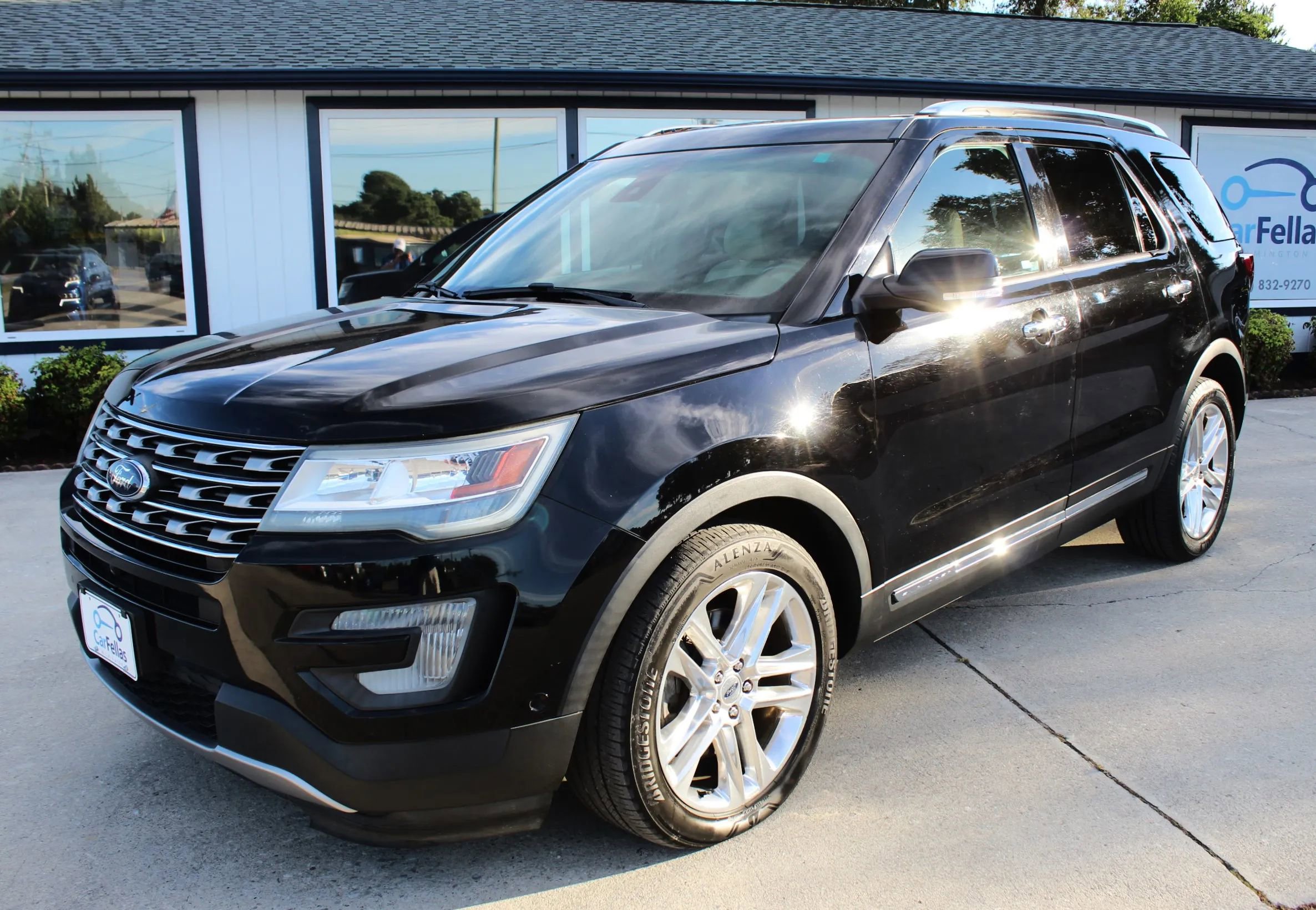 Used 2017 Ford Explorer Limited w/ Equipment Group 301A image 32