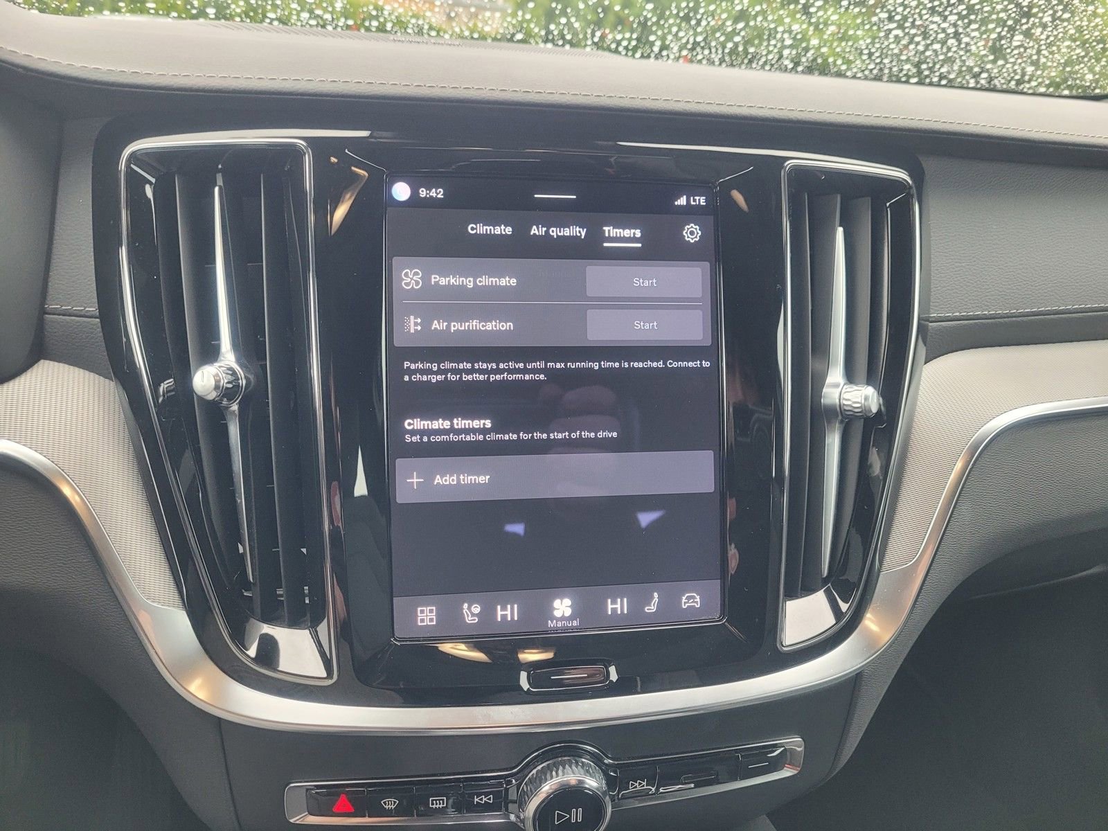 Used 2023 Volvo S60 T8 Ultimate w/ Climate Package image 22