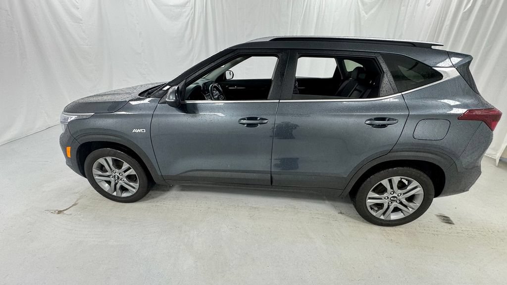 Used 2021 Kia Seltos S AWD/4WD image 6
